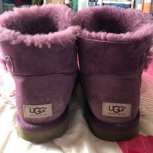 Purple mini uggs size 8 💜 authentic